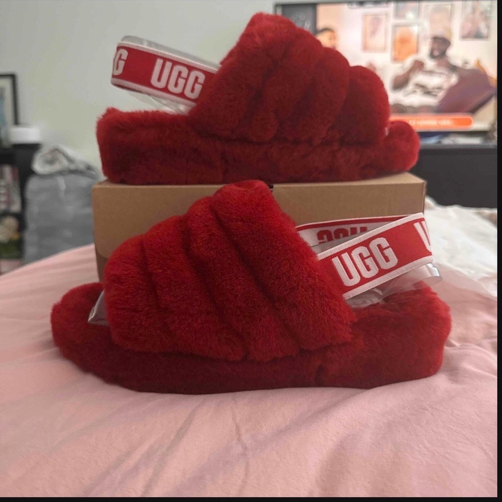 UGG Red Fluffy Slide Sandals with Logo Strap
